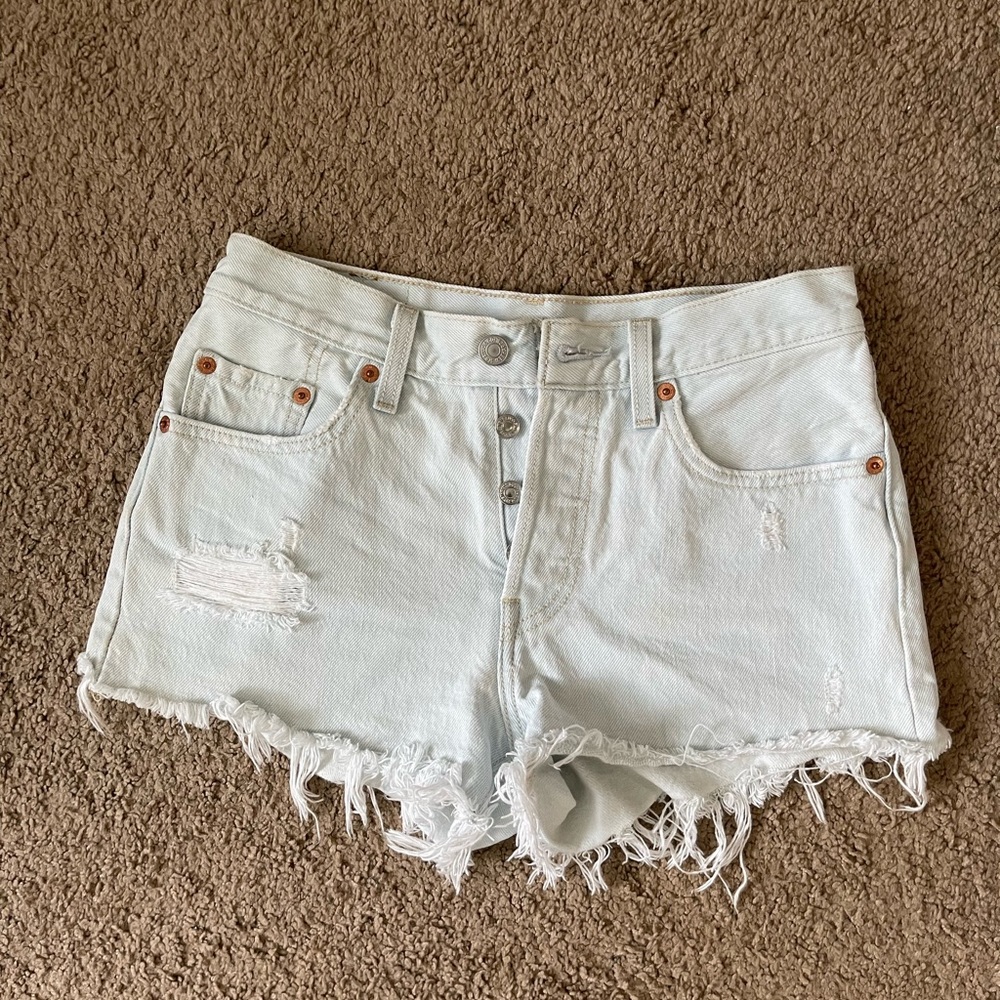 Levi shorts